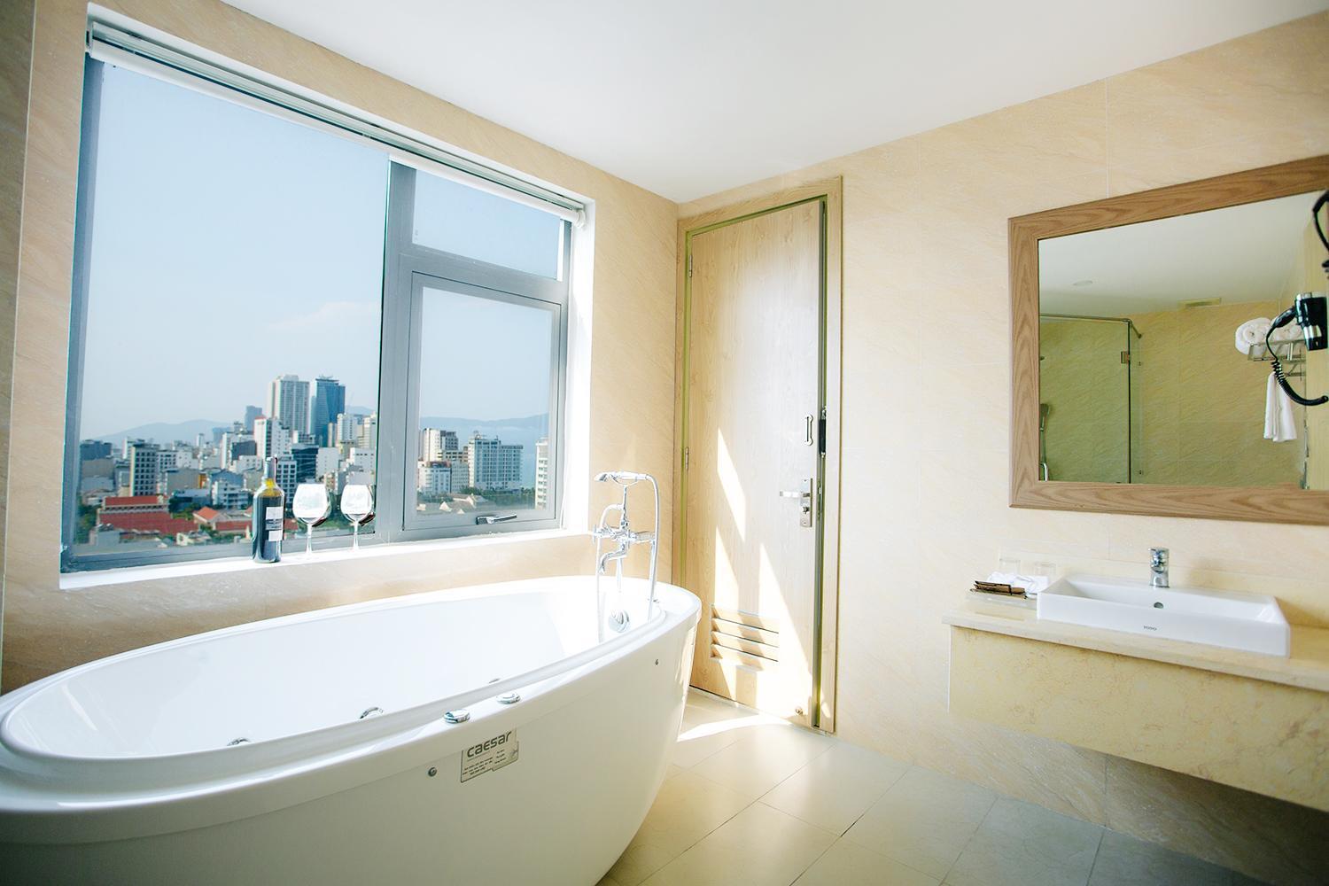 Lavencos Hotel Da Nang Luaran gambar